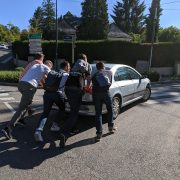 Team serbie bienveillante et assistance dépannage voiture